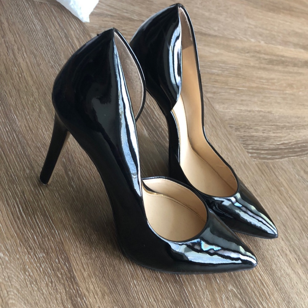 Jessica Simpson heels